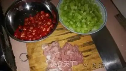 Make ♪ Quite a bit of meat ♪ step 3