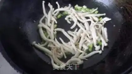 Make Seafood mushroom fried eggs step 4