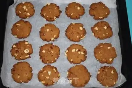 Make Peanut butter cookies step 9