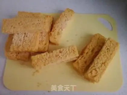 Make Butter garlic bread step 0
