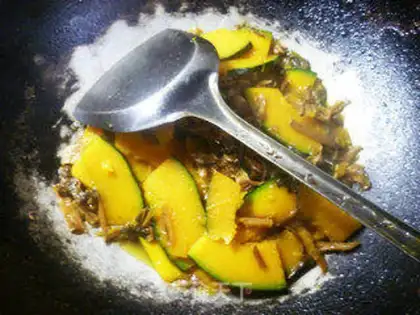 Make Pumpkin to fry Japanese pumpkins step 9