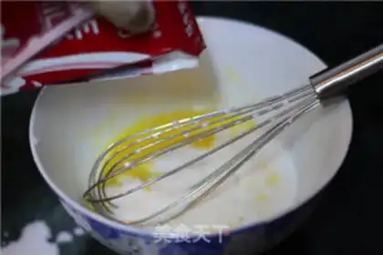 Make American breakfast muffins step 2
