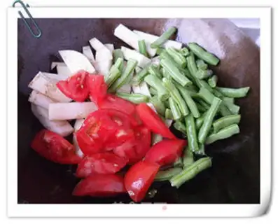 Make The sauce and the vegetables step 5