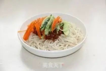 Make Pizza sauce noodles step 8