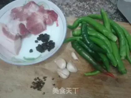 Make Chili fried meat step 0