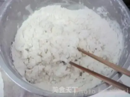 Make Straw hat pie step 1