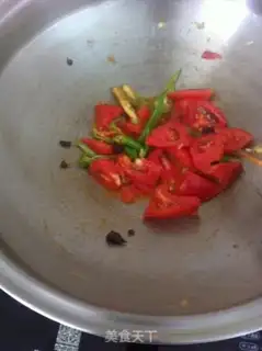 Make Tomato eggs for noodles step 4