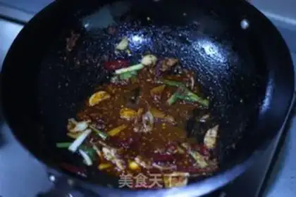 Make Spicy pan, lobster step 6