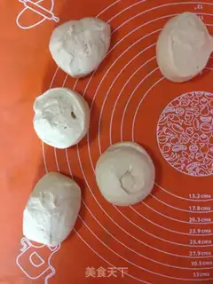 Make Low garlic salt bread step 0