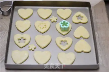 Make Cracker, jam, cookies step 6