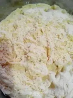 Make Red-tree silk cake step 3