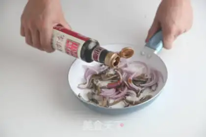 Make Onion fried silk step 3