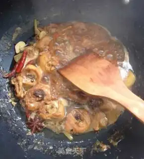 Make Red chicken and mashed potatoes step 3