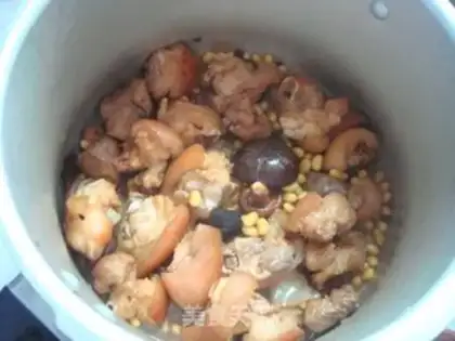 Make Hot pig hoof step 9