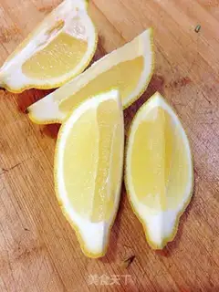 Make Lemon juice vanilla roasted chicken step 3