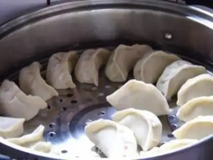 Make Celery pork dumplings step 8