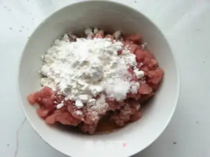 Make Family makes fish fragrance step 1