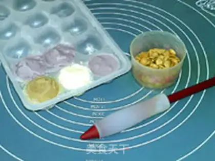 Make Three-colour ice cream step 14
