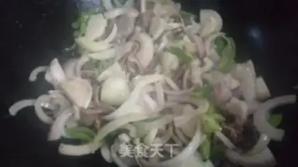 Make Onion fried beef step 6