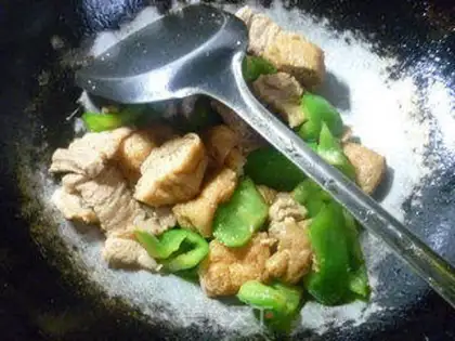 Make Pyramid tofu step 13