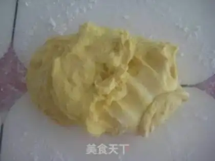 Make Gold onion rolls step 3