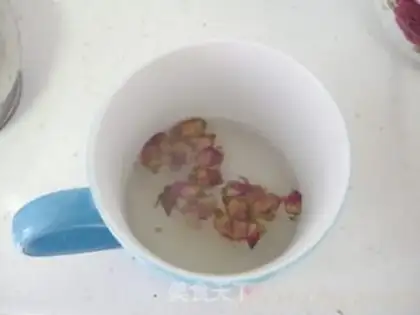 Make Eight-billion roses is a mess step 4