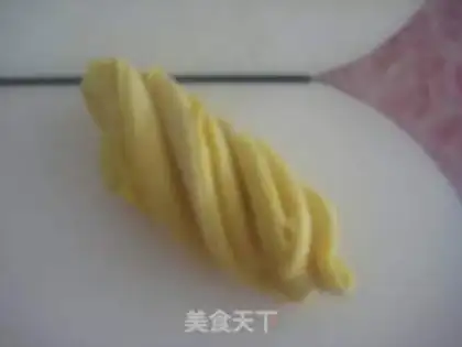 Make Gold onion rolls step 8