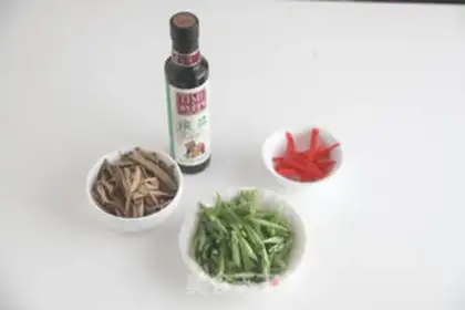 Make Soybeans fried eggs step 0