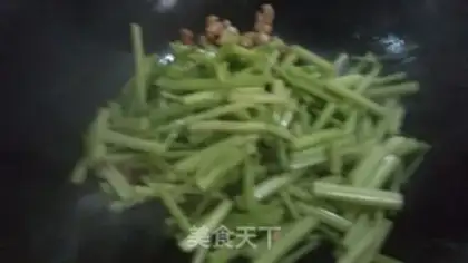 Make Celery walnuts step 3