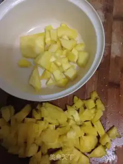 Make Sugar pineapple step 1
