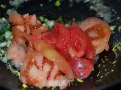 Make Tomato fried eggs step 6