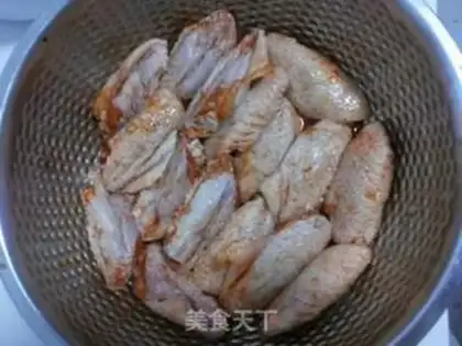 Make Chicken wings in New Orleans step 0