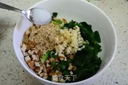 Make Scrambled spinach step 9
