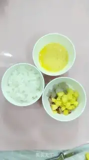 Make Pineapple seafood step 2