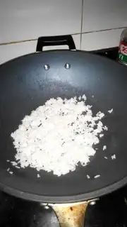 Make Pineapple seafood step 4