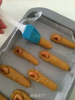 Make Vegetable oil fingers step 8