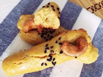 Make Vegetable oil fingers step 11