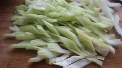 Make The Celery Lily step 2