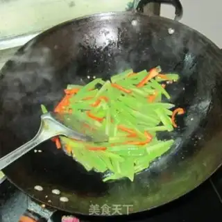 Make Fish clover step 4