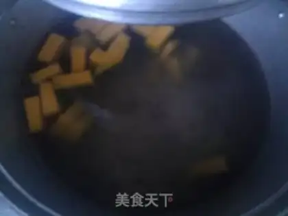 Make Pumpkin green bean congee step 3