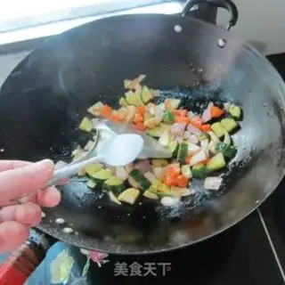 Make Dry onion cucumber carrot step 3