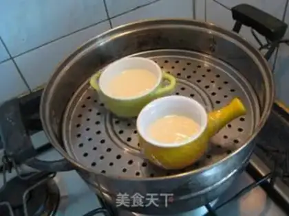 Make Mango milk pudding step 1