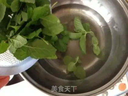Make Mint omelet step 2