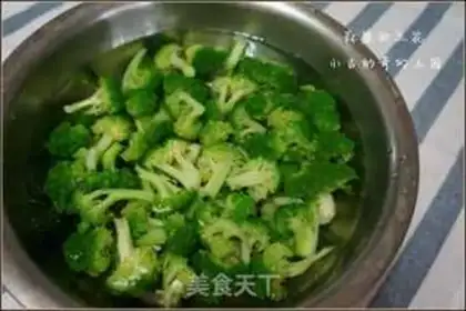 Make Garlic broccoli step 4