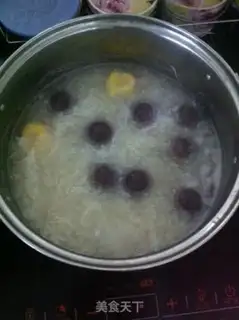 Make Egg and rice, black and sesame soup step 7