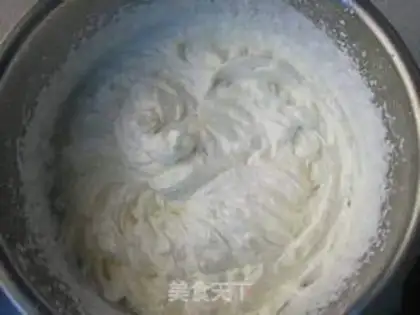 Make Yogurt mousse step 3