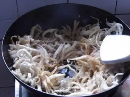 Make Dry mushrooms step 4