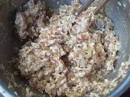 Make Pour the soup and the cage step 6