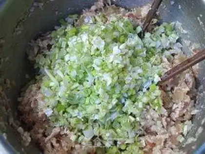 Make Pour the soup and the cage step 8