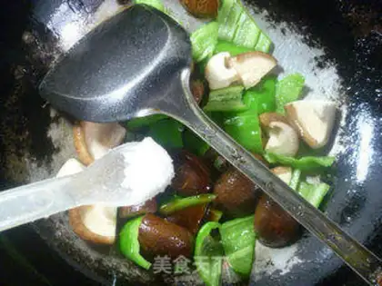 Make Pelican pepper mushrooms step 8
